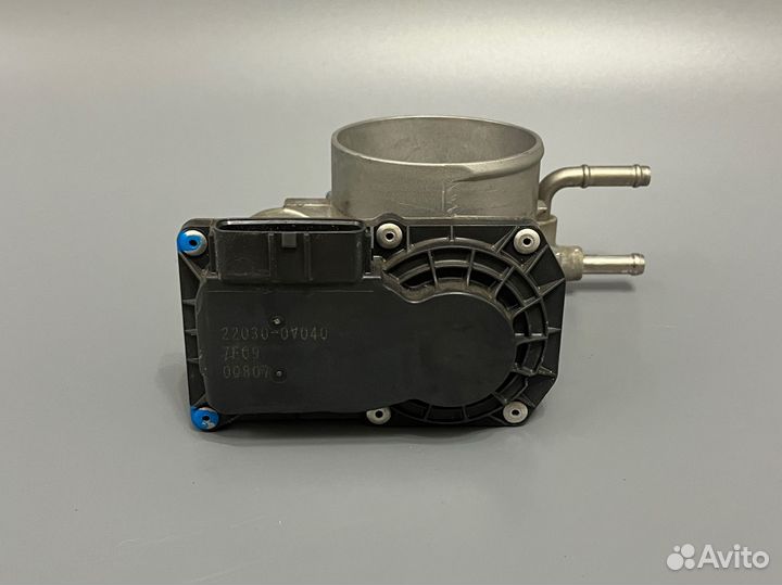 Дроссельная заслонка toyota 220300V040