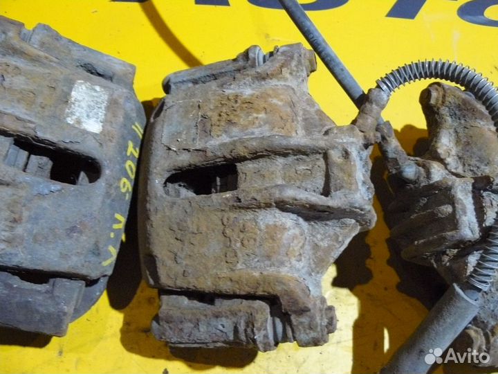 Передний тормозной суппорт для Peugeot 206