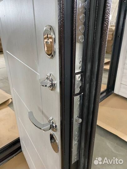 Дверь входная с терморазрывом