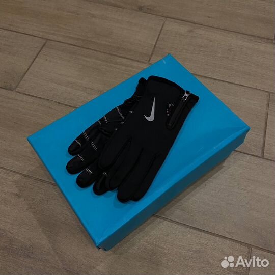 Перчатки найк спорт