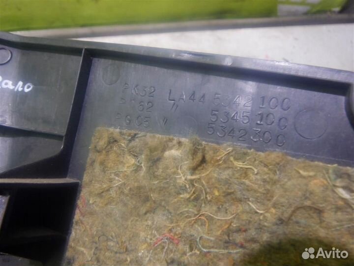 Обшивка салона Ниссан Мурано 02-08