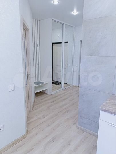 2-к. квартира, 42 м², 7/17 эт.