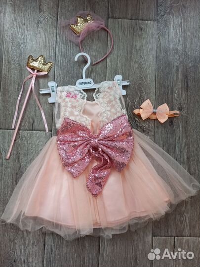 Детское нарядное платье на годик