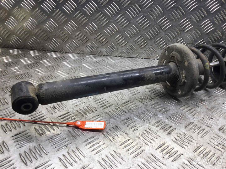 Стойка задняя Volkswagen Golf 105739 AKS