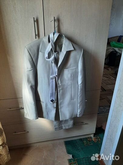 Костюм мужской