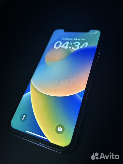 iPhone X, 64 ГБ