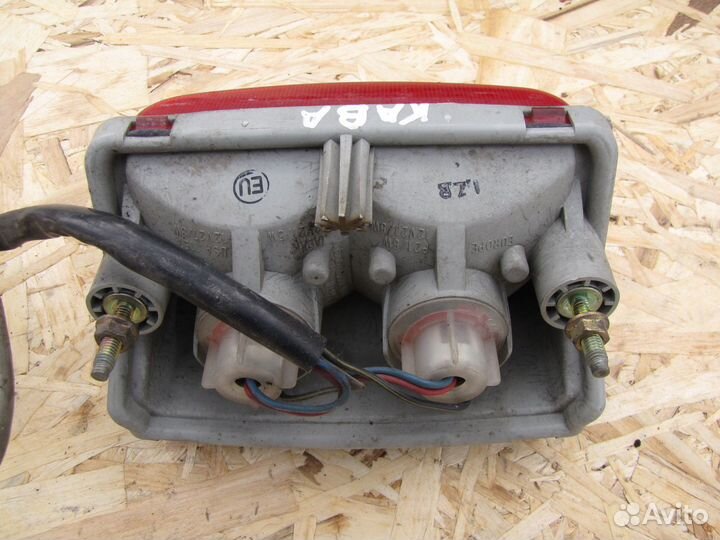 Фонарь задний Kawasaki ZZR400-1 (ZX400K)