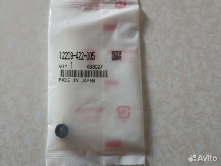 Колпачок маслосъёмный Honda 12209-422-005