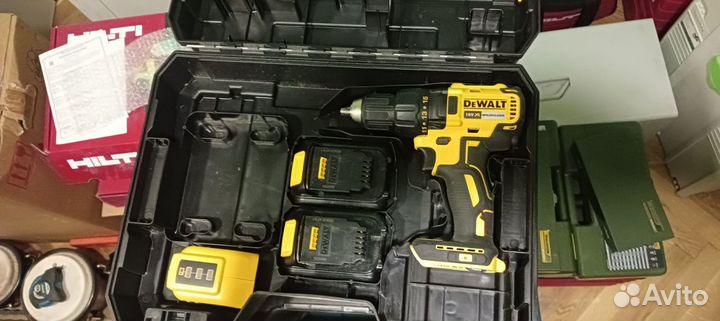 Шуруповерт dewalt