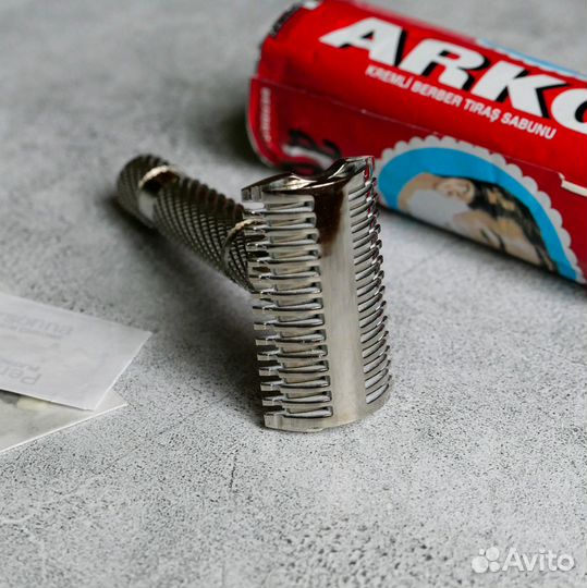 Безопасная бритва Phoenix DOC Safety Razor