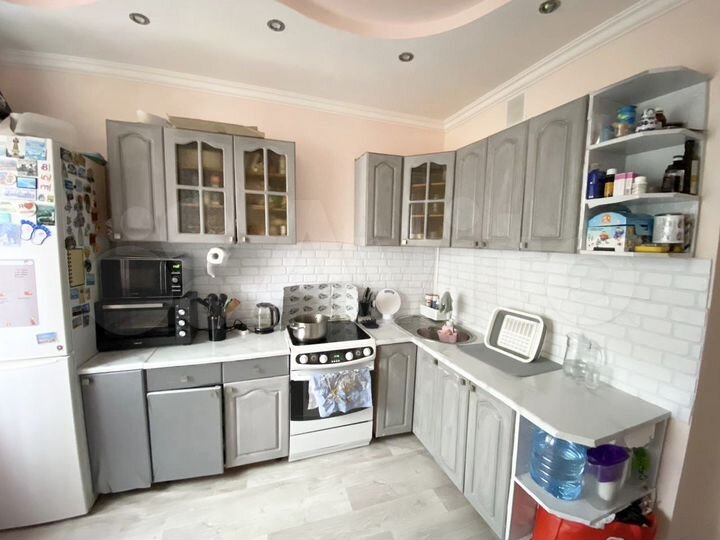 3-к. квартира, 85 м², 6/9 эт.