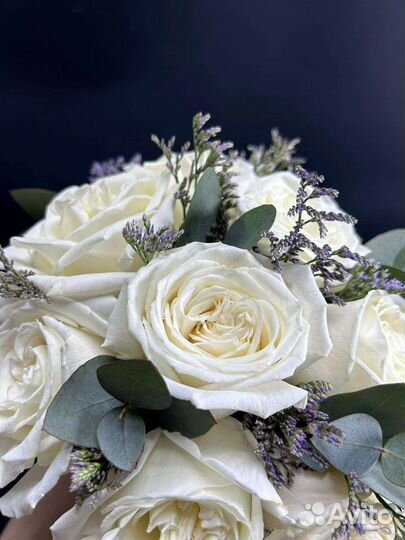 Букет невесты из белой пионовидной розы