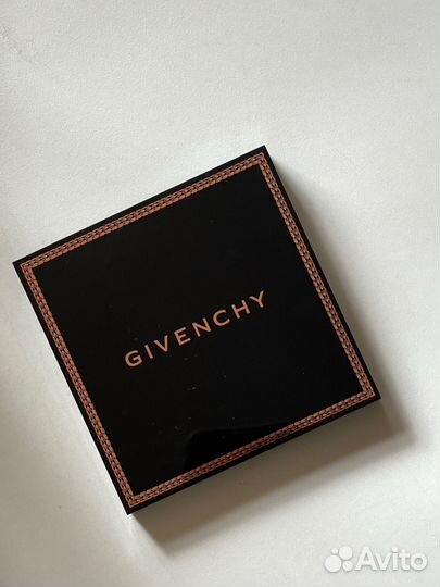 Пудра бронзер Givenchy лимитка