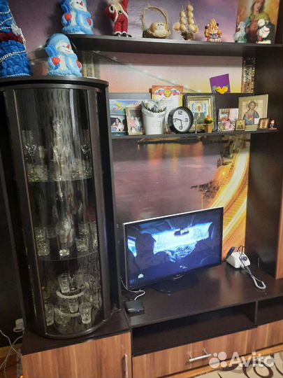 Стенка в гостиную бу