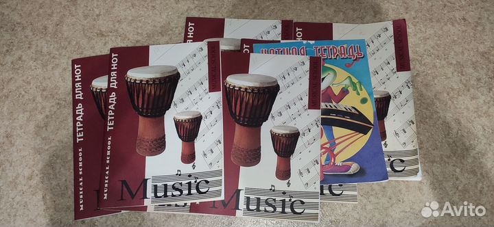 Тетради для нот, 8 штук (за всё)