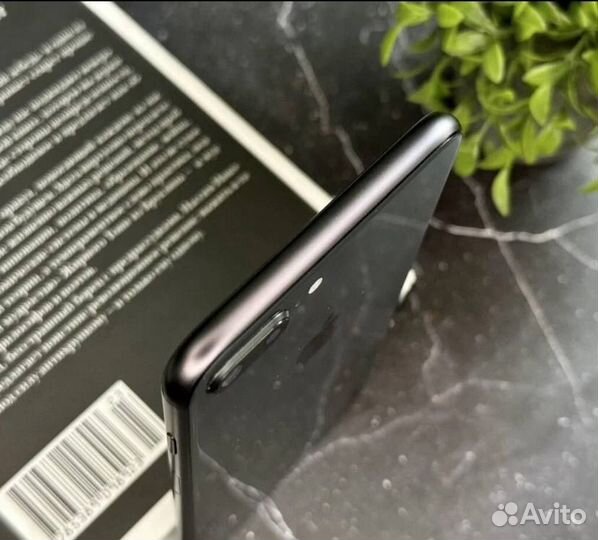iPhone 8 Plus, 64 ГБ