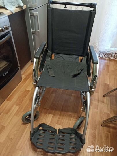 Инвалидная коляска новая
