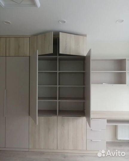 Шкаф стенка