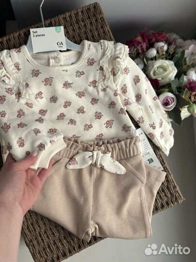 Комплект на девочку 74 hm ca