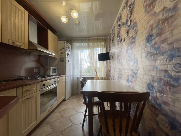 3-к. квартира, 62 м², 8/9 эт.