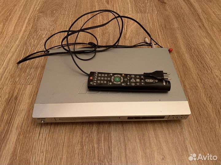 DVD плеер BBK dv311si