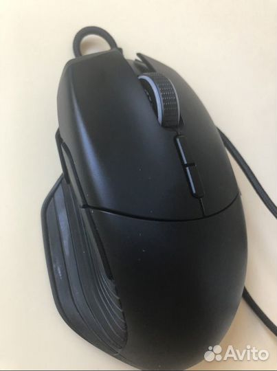 Игровая мышь Razer Basilisk