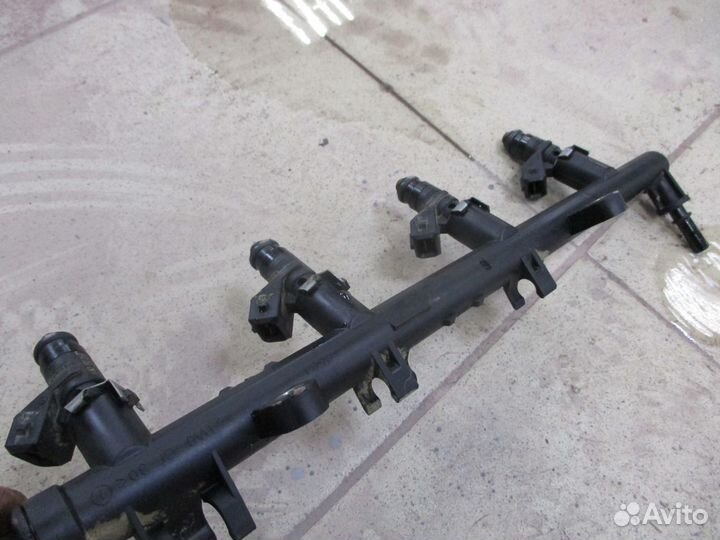 Топливная рампа Рено Флюэнс, Меган K4MV838