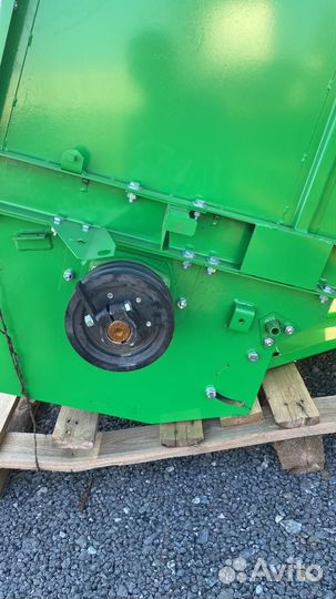 Измельчитель разбрасыватель на дон 1500