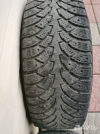 Nordman Nordman 4 215/65 R16