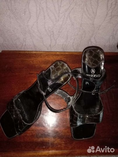 Босоножки