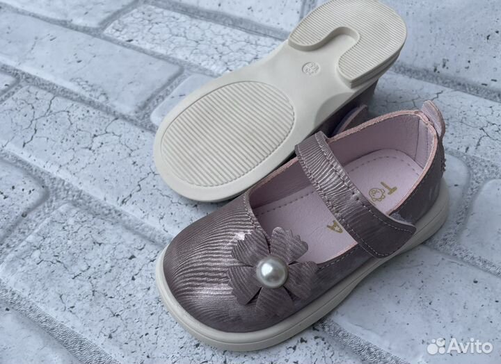 Туфли для девочки 23 размер