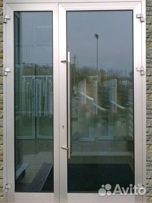 Дверь входная алюминиевая