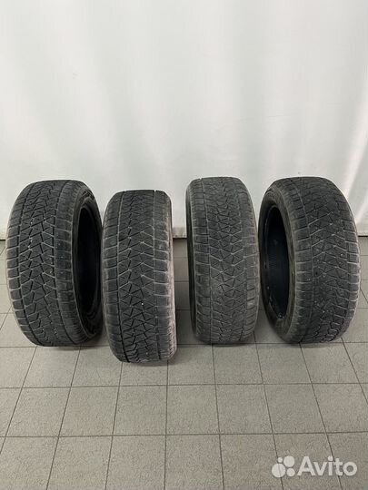 Bridgestone Blizzak DM-V2 235/55 R18 100T