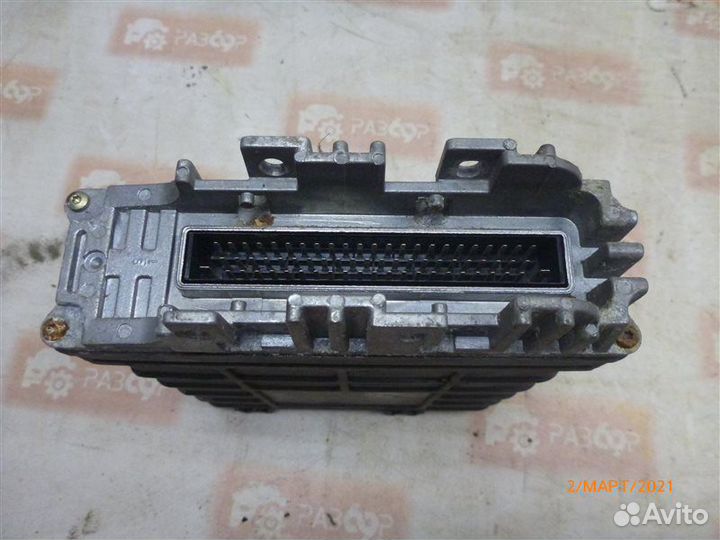 Блок управления двс Volkswagen Golf MK3 1992