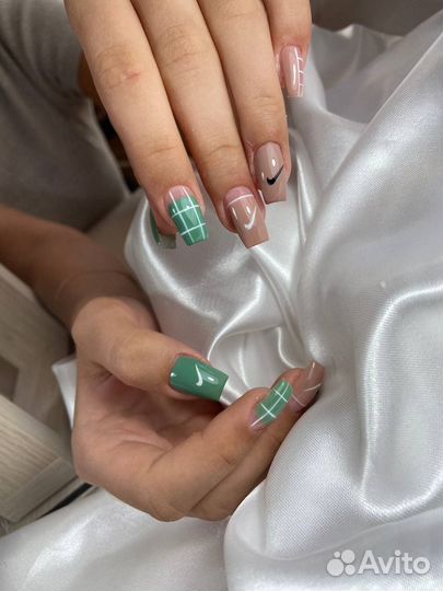 Наращивание ногтей
