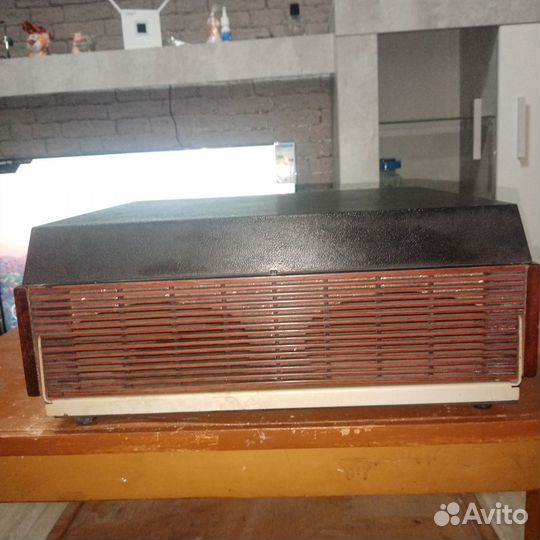 Катушечный магнитофон комета