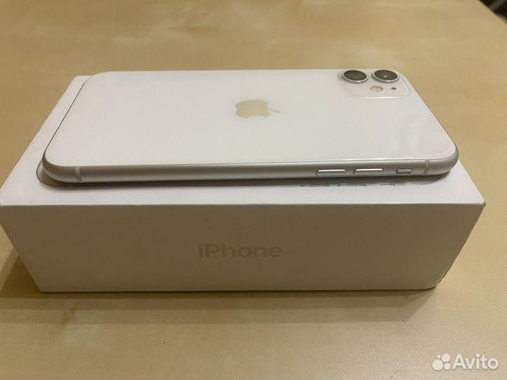 iPhone 11, 128 ГБ