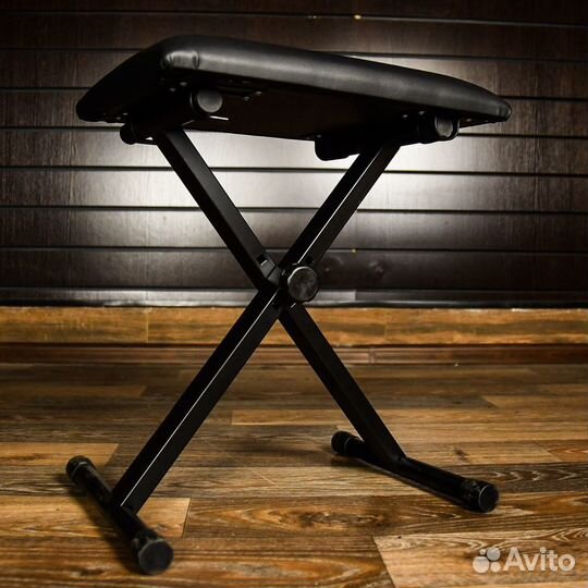 Банкетка для фортепиано