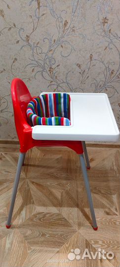 Столик для кормления ребенка