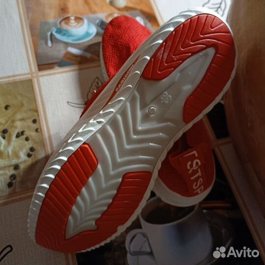 Кроссовки 38 размер