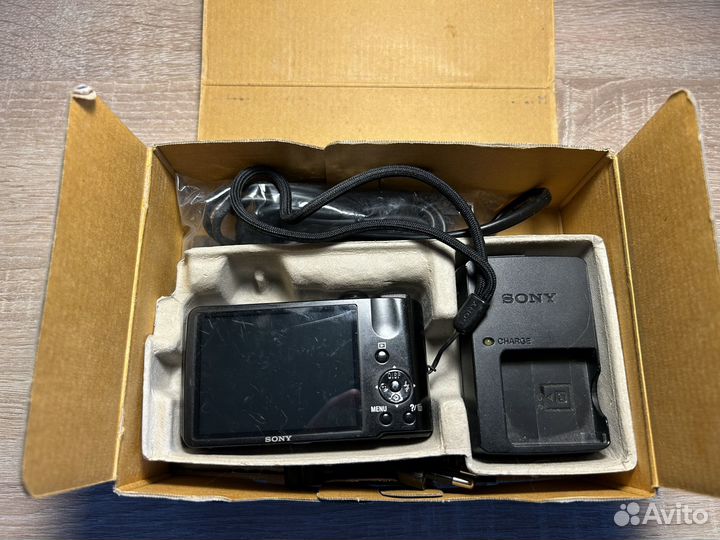 Цифровой фотоаппарат sony cyber shot