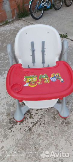 Детский стульчик для кормления
