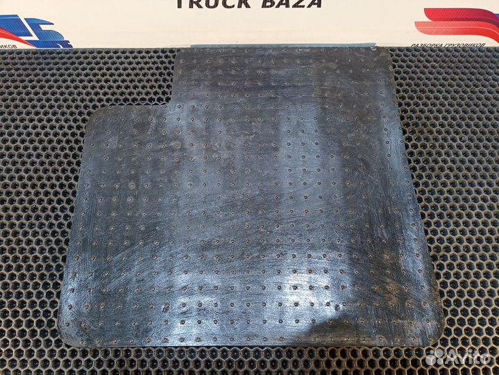 542650 Коврик салонный Разные Грузовики