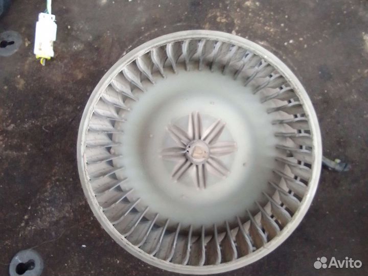 Моторчик отопителя для Mitsubishi Galant 8 USA