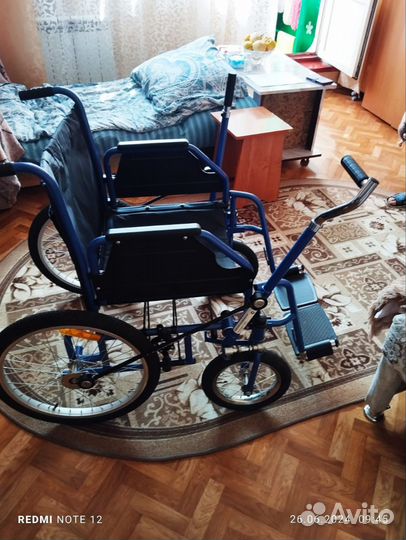 Продам инвалидную коляску в хорошим состояние