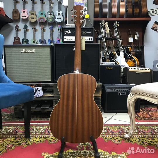 Акустическая гитара Parkwood S22