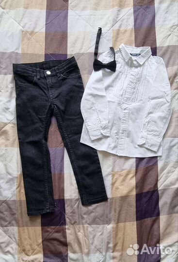 Рубашка и джинсы