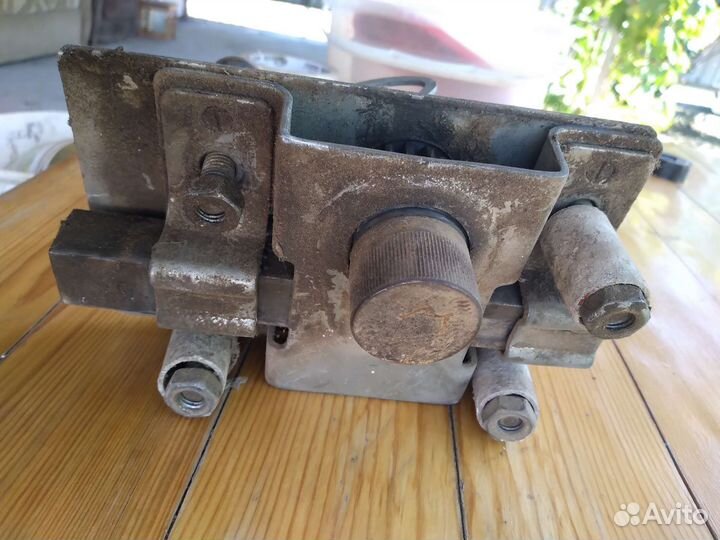 Замок гаражный