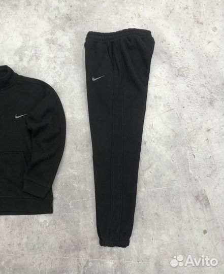 Спортивный костюм Nike