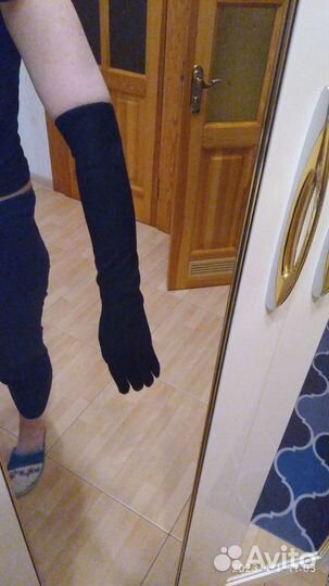 Перчатки женские высокие